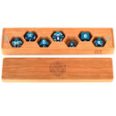 Jeu de dés métalliquesPremium Wood Dice Vault